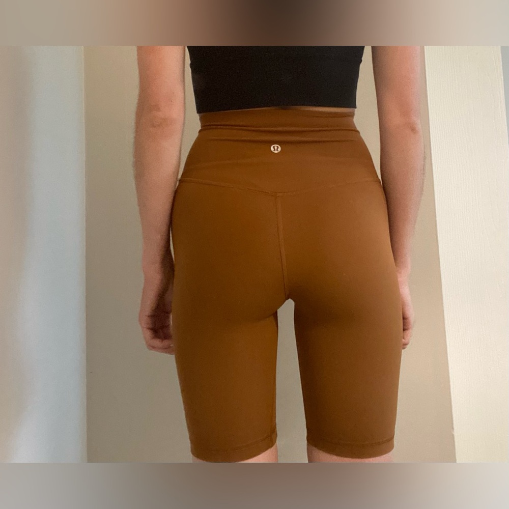 Lululemon High Rise Short 8” - Rust Brown - Picture 4 of 6